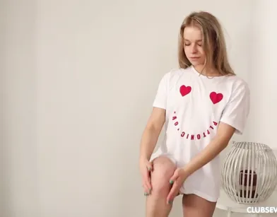 Моряк отстоял честь флота и помог телке избавиться от недотраха