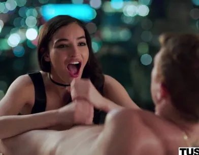 Анальный секс бывшего зека и его новой пассии