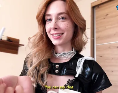 Молодая горничная не против секса с кремпаем